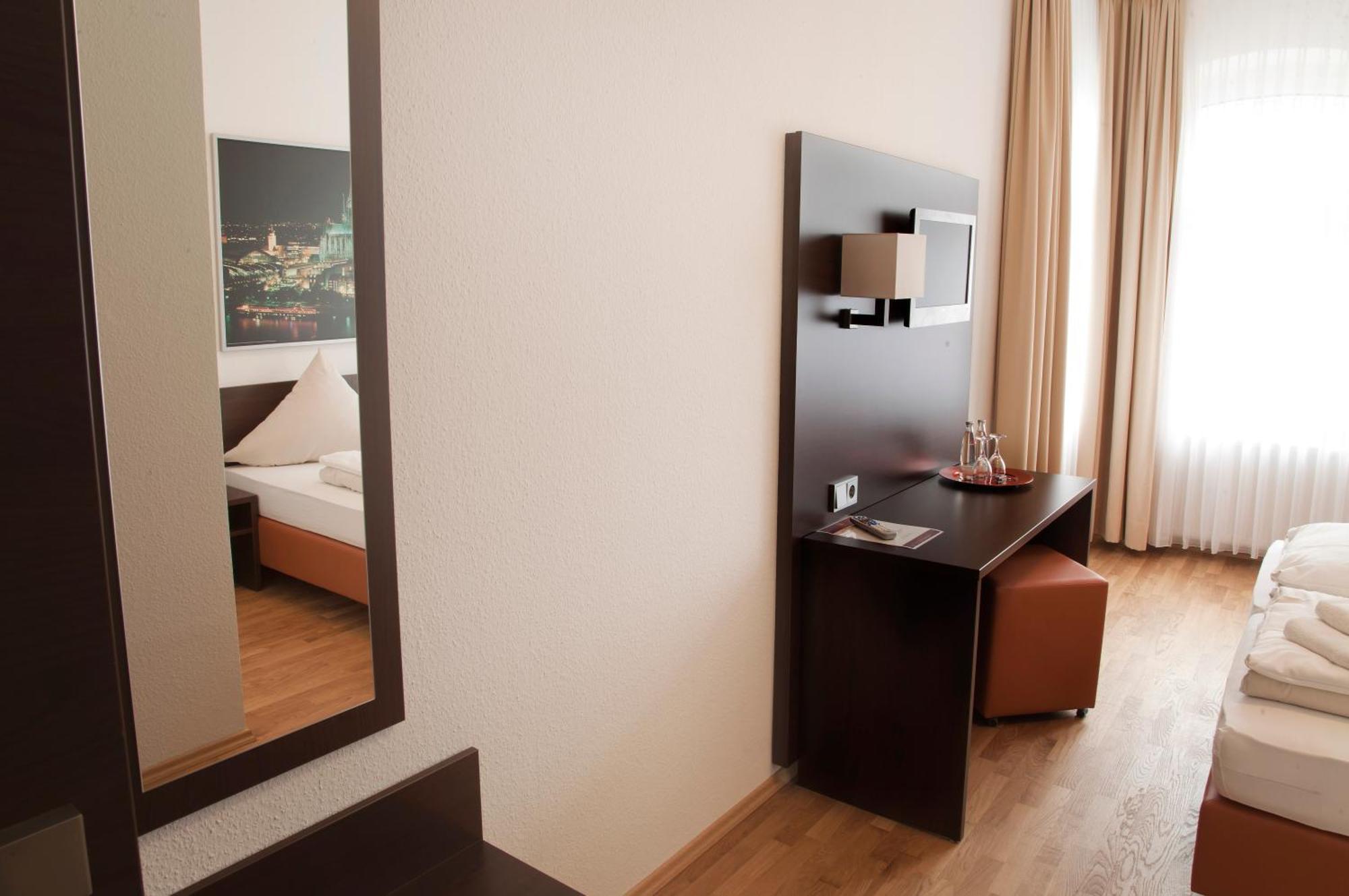 Hotel Steeps Ihr Brauhaus Und Keulen